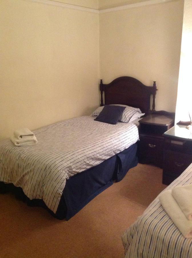 The Black Swan Hotel Kelso Room photo